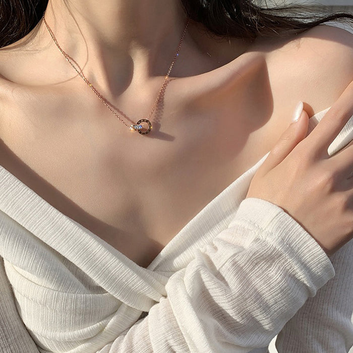 Wholesale Small niche design, dual ring full body titanium steel necklace, versatile and colorfast, simple collarbone chain accessory