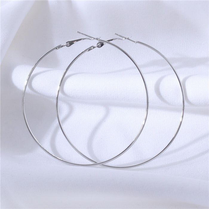 Wholesale Earrings with simple, fashionable, retro, and exaggerated large round earrings