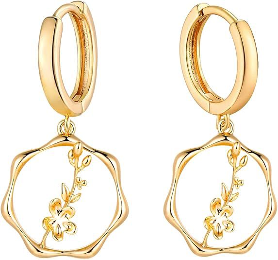 Wholesale Earrings are fashionable, with a variety of trendy metal exaggerated tassel style earrings and earrings