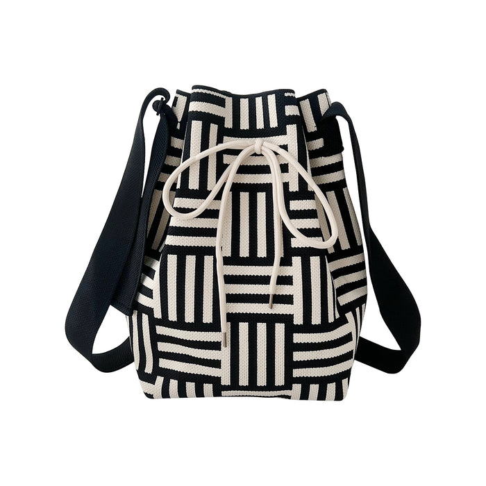 Wholesale Bag for girls, fashionable large capacity woven bag, new casual shoulder crossbody bag