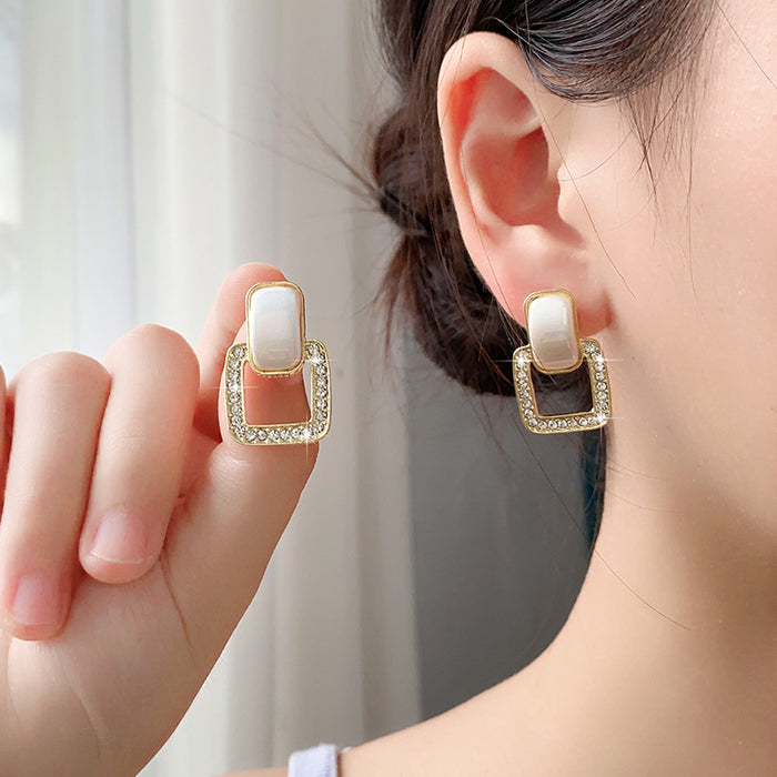 Wholesale Pearl Earrings Square Pearl Earrings Distinctive Earrings Women