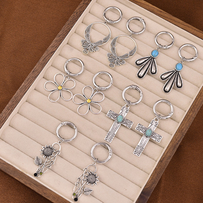 Wholesale Exaggerated trendy cross-shaped geometric pendants