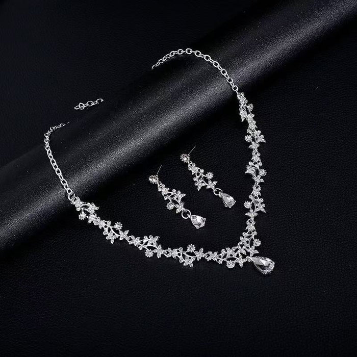 Wholesale Teardrop-shaped pendant clavicle chain earrings two-piece set