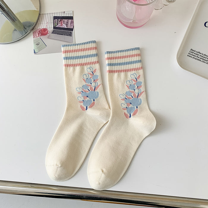 Wholesale Cotton socks cartoon small flower tube socks pile socks