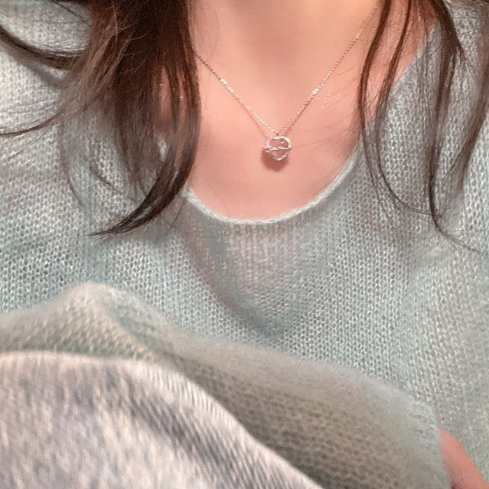 Wholesale Simple bow, heart-shaped necklace, light luxury, high-end, niche design, collarbone chain, neck chain