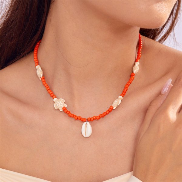 Wholesale Natural Shell Necklace Women Beaded Light Luxury Necklace Bohemian Niche Design