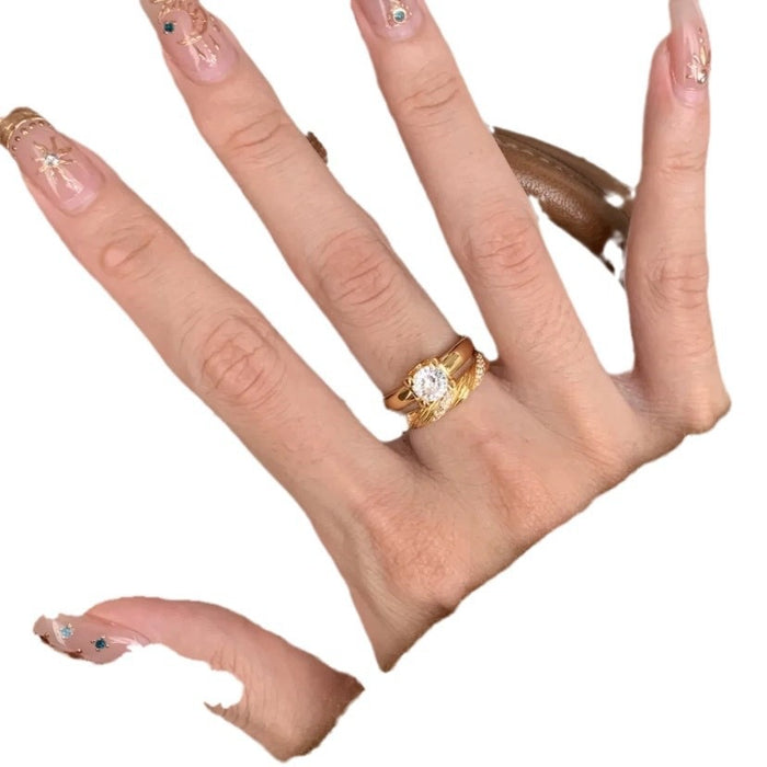 Wholesale Zircon ring for women with delicate, luxurious and high-end design, featuring an antique style open mouth ring