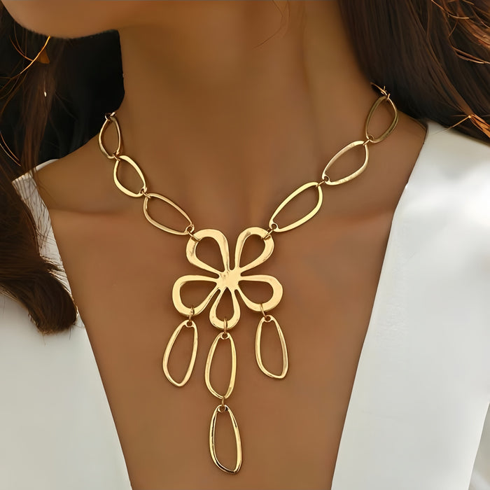 Wholesale Simple metal geometric hollow flower oval necklace with high-end feel, personalized creativity, exaggerated collarbone chain accessories