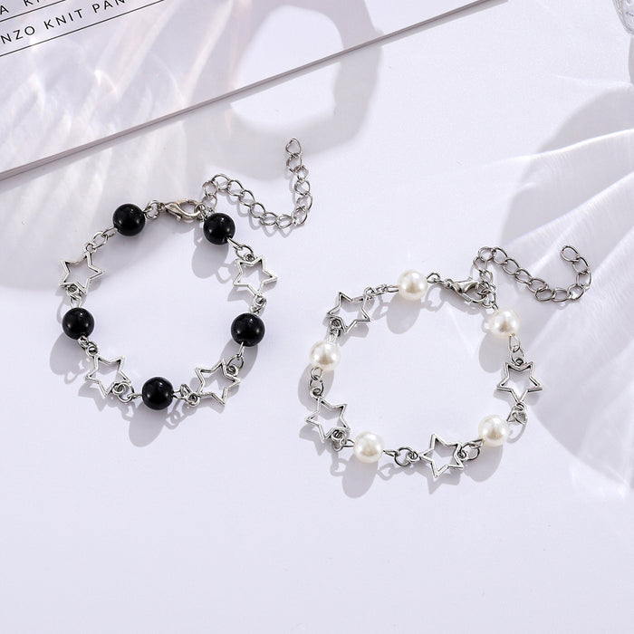 Wholesale New retro hollowed out star pearl bracelet, niche fashion, punk high-end fashion, versatile hand accessory