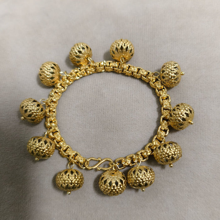 Wholesale Thick Chain Stainless Steel New Square Pearl Embossed Bracelet Multi Element Light Luxury Fashion Bracelet