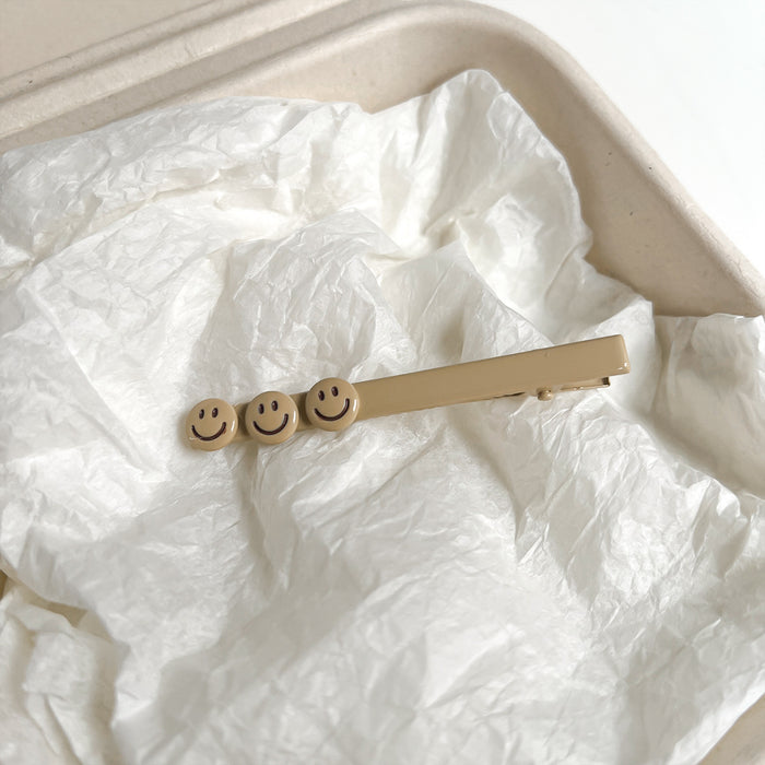 Wholesale Smiling face hair clip, broken hair, forehead bangs, no trace clip, cute hair accessories