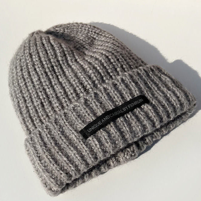 Wholesale Versatile Wool Hat Fashionable Winter Warm Knitted Hat For Men Women