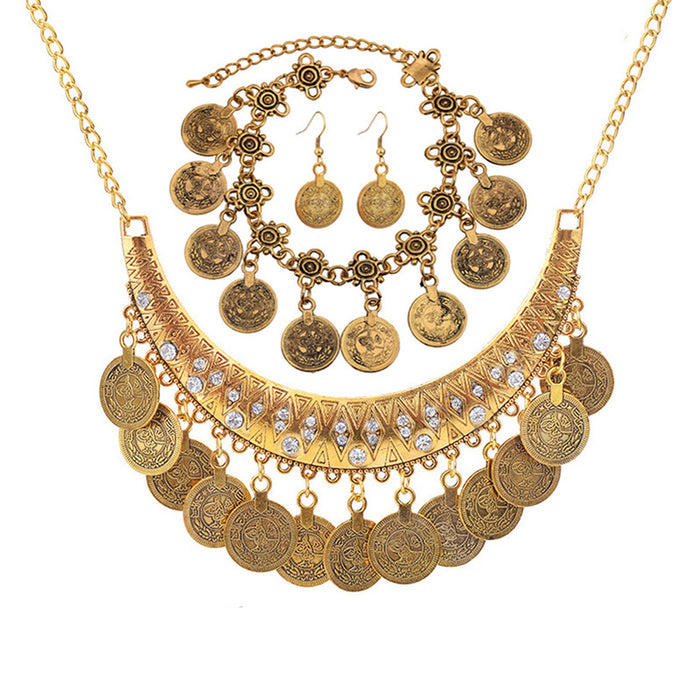 Wholesale Vintage necklaces, coins, collarbone chains, jewelry, film and television accessories