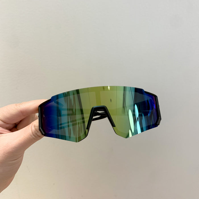 Wholesale Children's sports sunglasses, large frame skiing goggles, riding windproof glasses, boys' UV resistant cool sunglasses