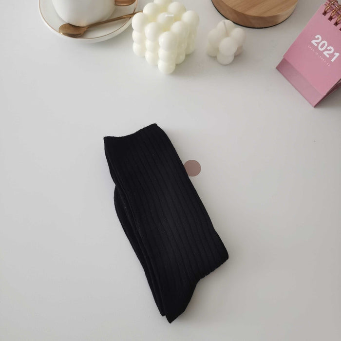 Wholesale Socks with cute vertical stripes