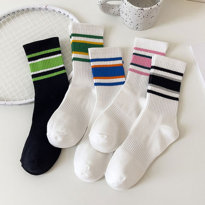 Wholesale Socks women' s sports socks cotton socks white stockings autumn and winter