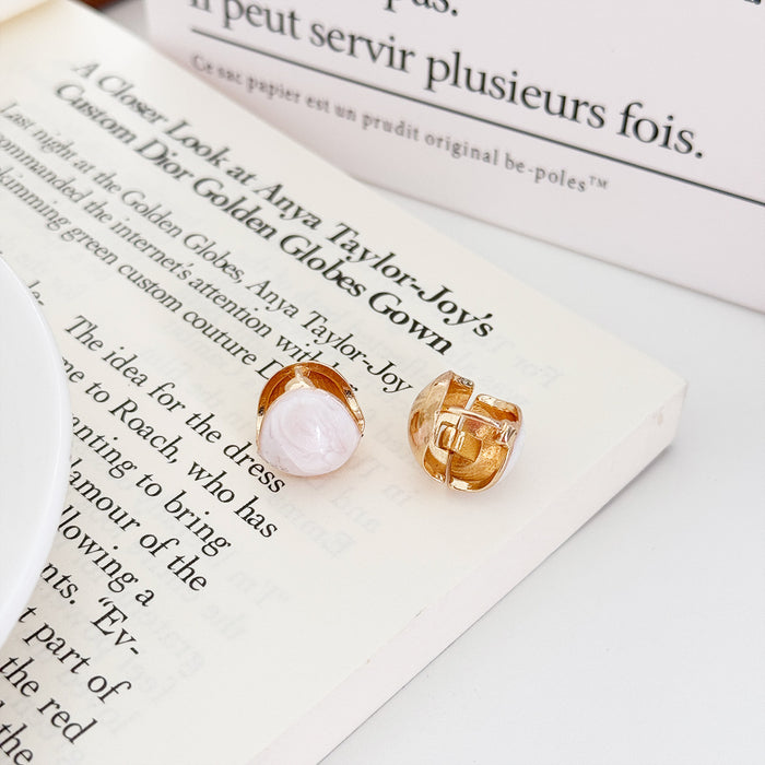 Wholesale Alloy earrings semi-circular drip oil fashionable ear buckle earrings