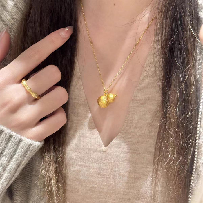 Wholesale Premium necklace, gold collarbone chain pendant, sweater chain