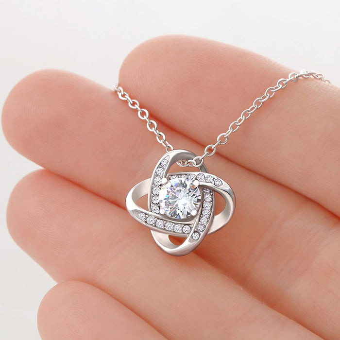 Wholesale Diamond studded heart-shaped pendant, fashionable peach heart stainless steel collarbone chain, heart-shaped necklace
