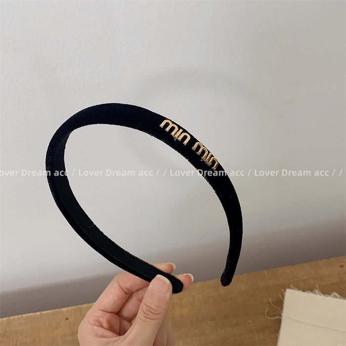 Wholesale Metallic letter hair clip, fashionable bangs, headband accessories, hair accessories