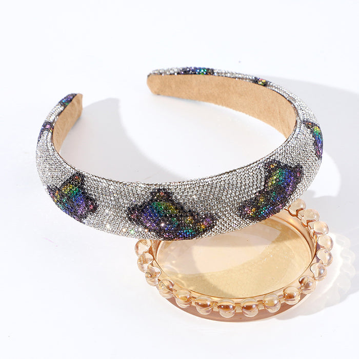 Wholesale Bear all-inclusive rhinestone high-end headband for going out,  all-purpose,  high-top head with baby' s breath and diamonds,  famous warm hair accessories