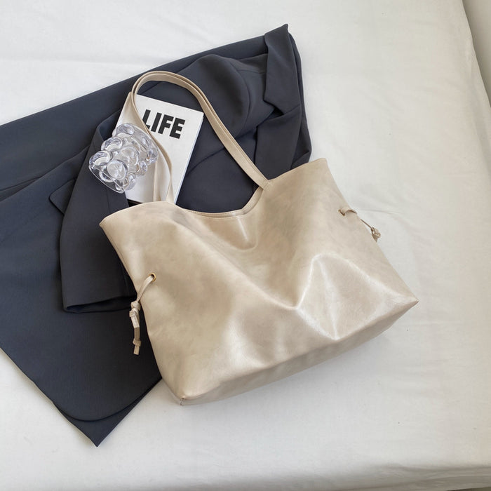 Wholesale Small niche design bag, new casual trend tote bag, large capacity single shoulder crossbody bag