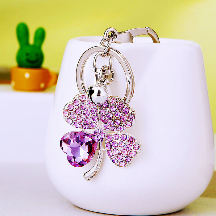 Wholesale Crystal Clover Flower Car Keychain Metal Cute Diamond Pendant Keychain Ring Gift