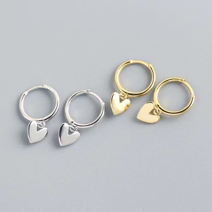 Wholesale Heart-shaped short earrings