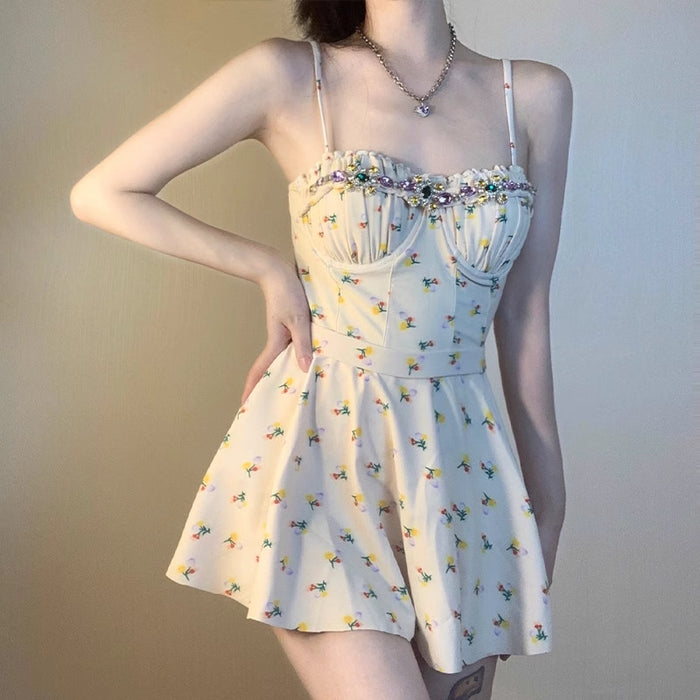 Wholesale Swimsuit one-piece skirt style suspender slimming high-end sexy seaside