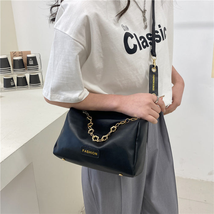 Wholesale Texture bag, new trendy and versatile crossbody bag, simple and fashionable single shoulder small square bag