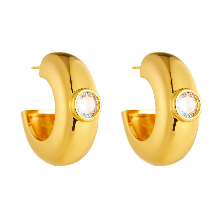 Wholesale Exquisite and versatile brass inlaid zirconium earrings with C-shaped earrings and personalized earrings