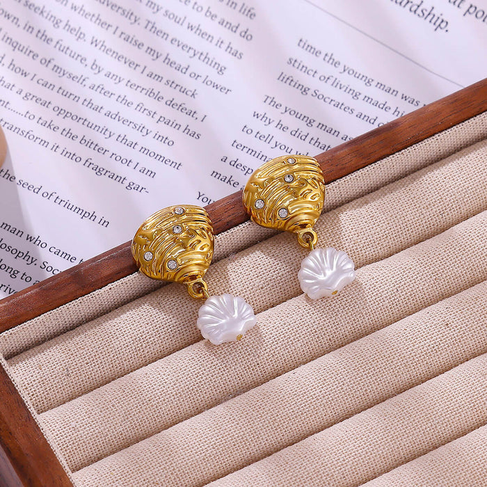 Wholesale Stainless Steel Pearl Shell Earrings Vintage Light Luxury Jewelry