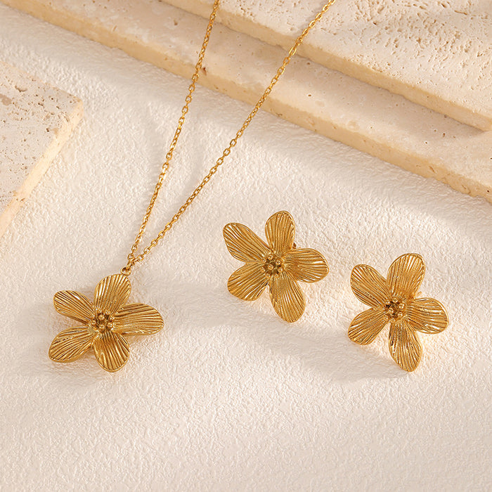 Wholesale Fresh flower necklace, light luxury, niche titanium steel pendant necklace, earrings, high-end feeling, gold collarbone chain