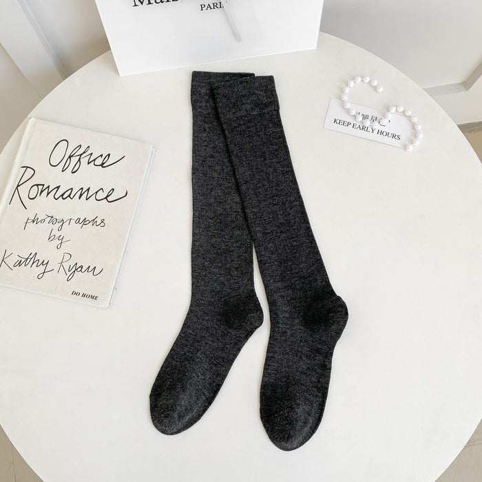 Wholesale Ballet style lightweight and versatile cool long tube pile socks