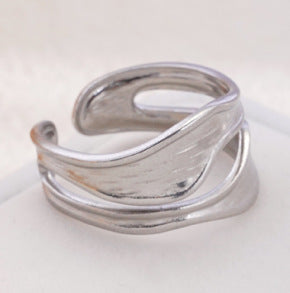 Wholesale A luxurious geometric stainless steel ring