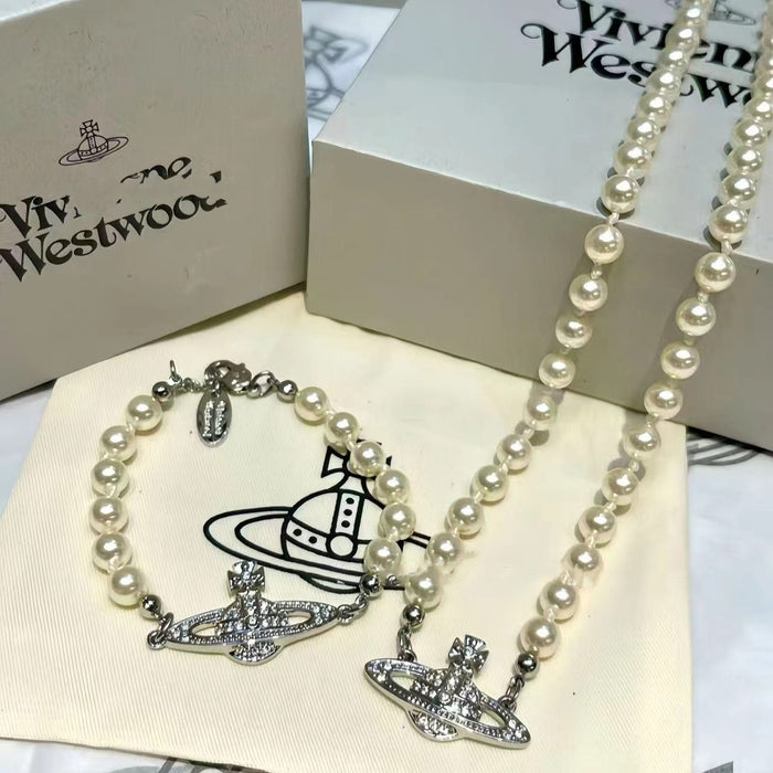 Wholesale  Gold Saturn Necklace Female Planet Pearl Classic  Clavicle Chain