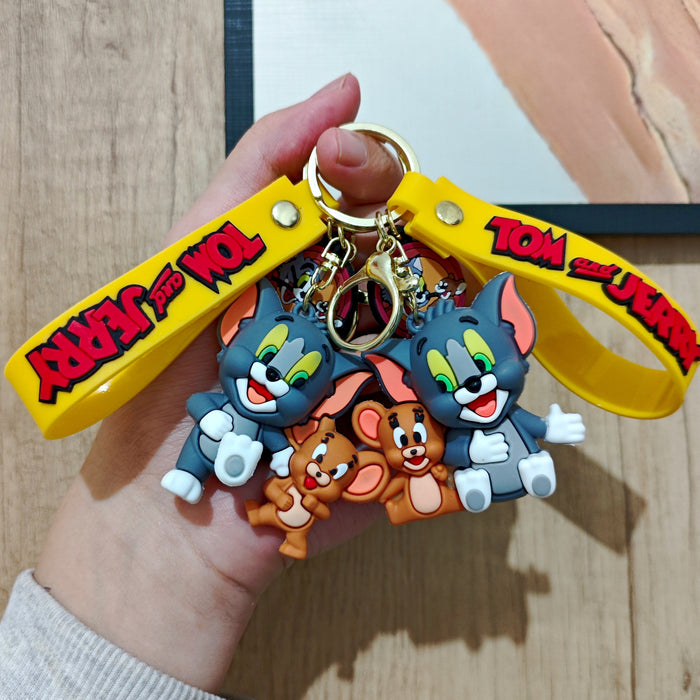 Wholesale Keychain, simple car keychain, creative couple backpack decoration