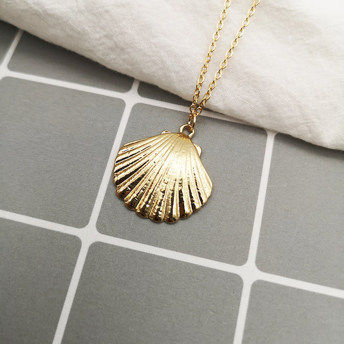Wholesale Alloy Shell Necklace Exaggerated Personalized Jewelry