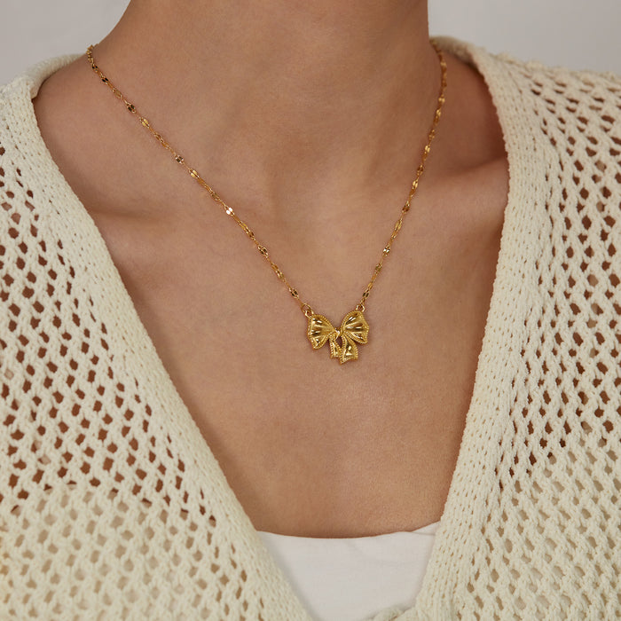 Wholesale Stainless steel niche fashion temperament butterfly bow titanium steel lock chain