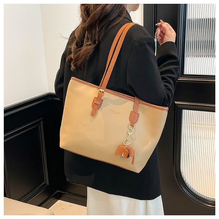 Wholesale Fashionable and stylish large-capacity single-shoulder bag
