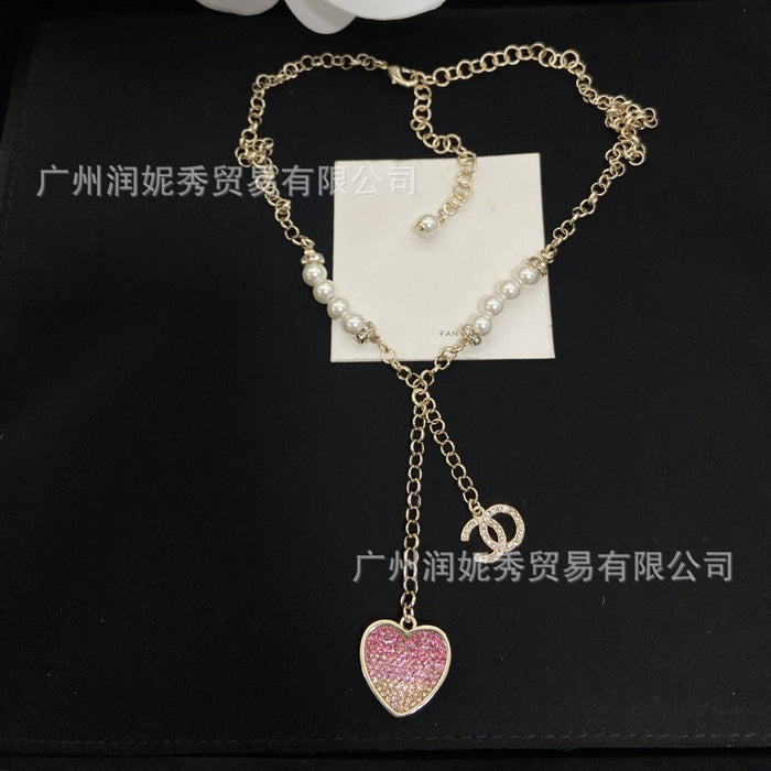 Wholesale Gradient tassel heart-shaped pearl necklace, pink diamond heart-shaped collarbone chain