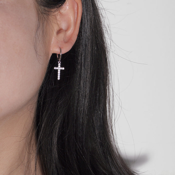 Wholesale Cross earrings, girls' earrings, simple, versatile, fashionable and elegant earrings