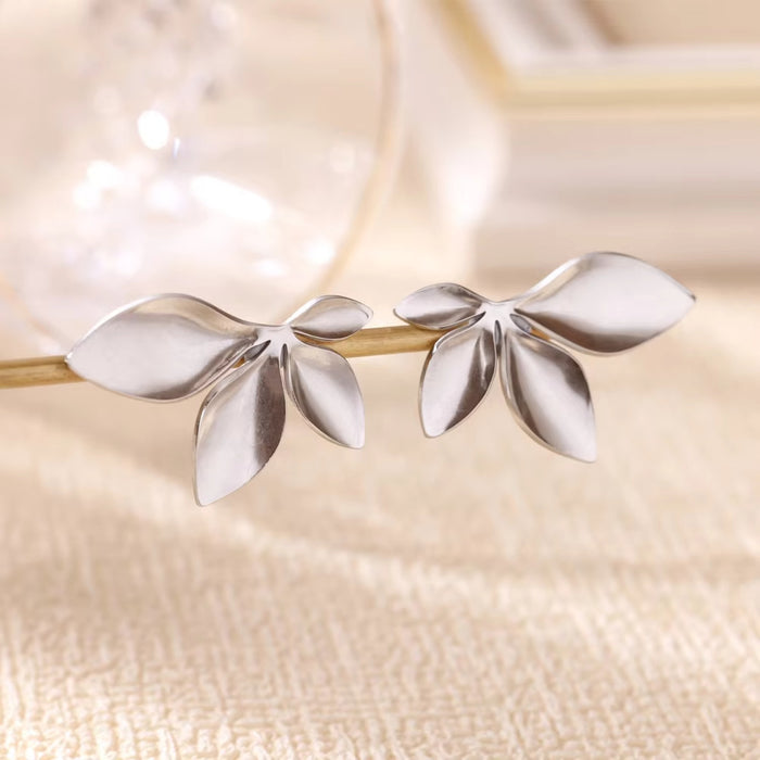 Wholesale simple leaf earrings stainless steel pendant leaf earrings