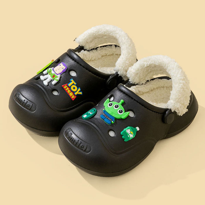 Wholesale Children' s cotton slippers winter  boys and girls home warm cotton shoes medium and big children cartoon outer wear plush shoes
