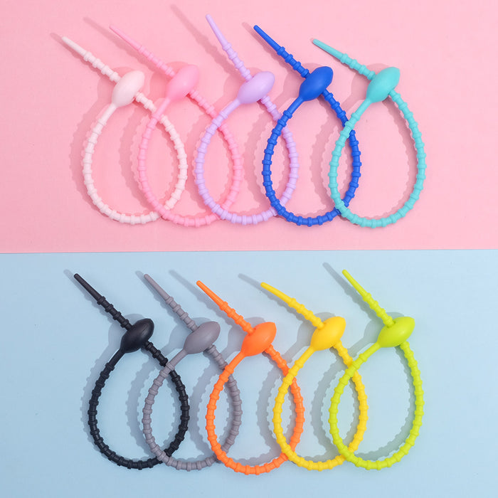 Wholesale Colorful silicone tie handmade accessories reusable keychain ring chain rope bag hanging accessories