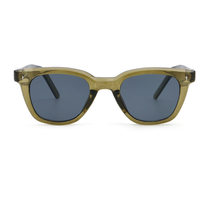 Wholesale Sunglasses, trendy street photography, driving glasses