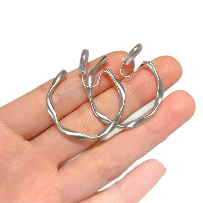 Wholesale Ear clip without ear hole, exaggerated irregular large circle earrings, retro earrings