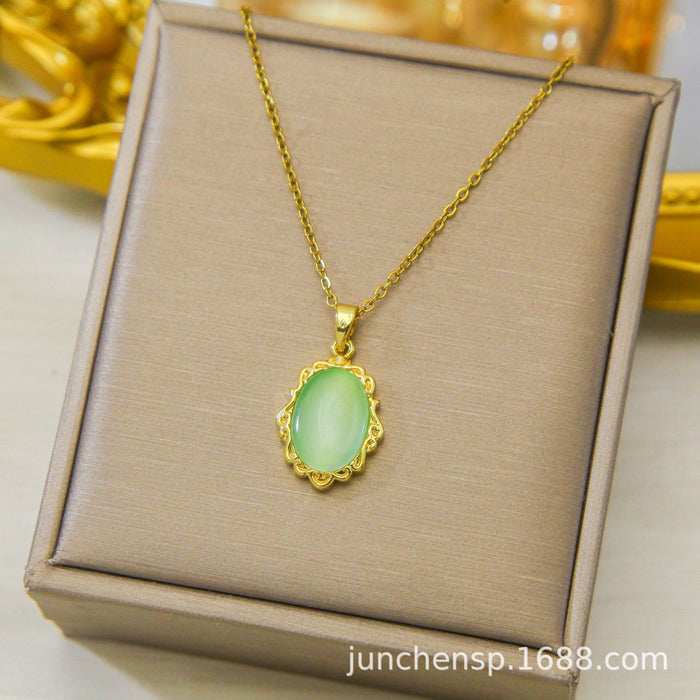 Wholesale Vintage light luxury lace, cat's eye stone, titanium steel that does not fade, light luxury, elegant and high-end necklace