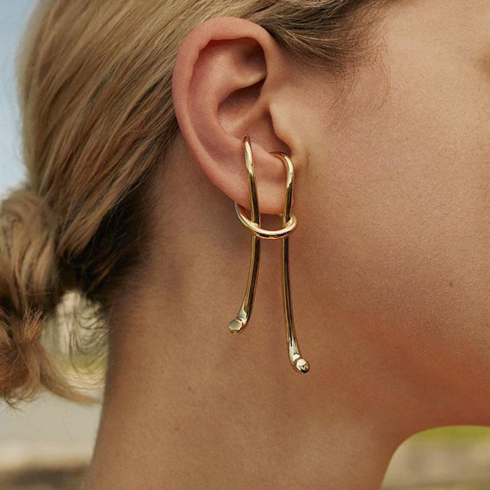 Wholesale European and American fashion minimalist long earrings with exaggerated lines, cool and elegant style. Ear hooks without ear holes and ear clips