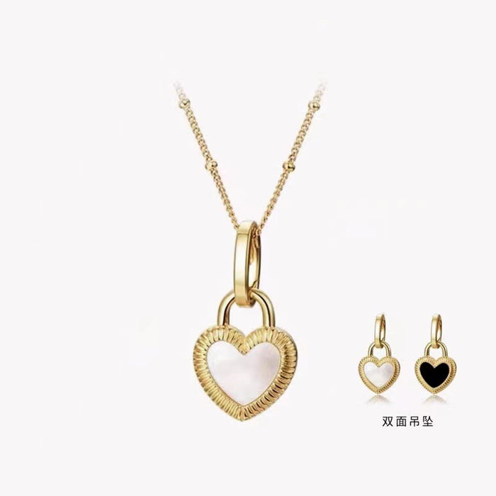 Wholesale 2PCS Titanium Steel Simple Black and White Shell Double-Sided Love Pendant Necklace JDC-NE-XinLong005